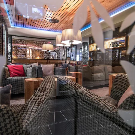 מלון Valbella Resort