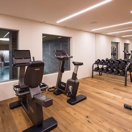 Valbella Resort מלון 4*