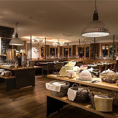 Hotel Valbella Resort 4*