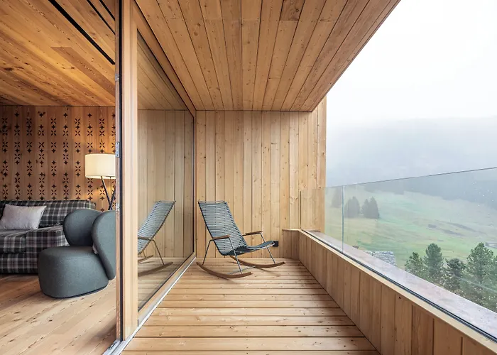 Valbella Resort Hotel 4*