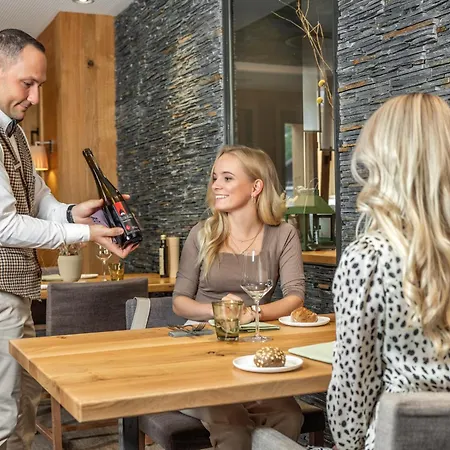 Valbella Hotel 4*